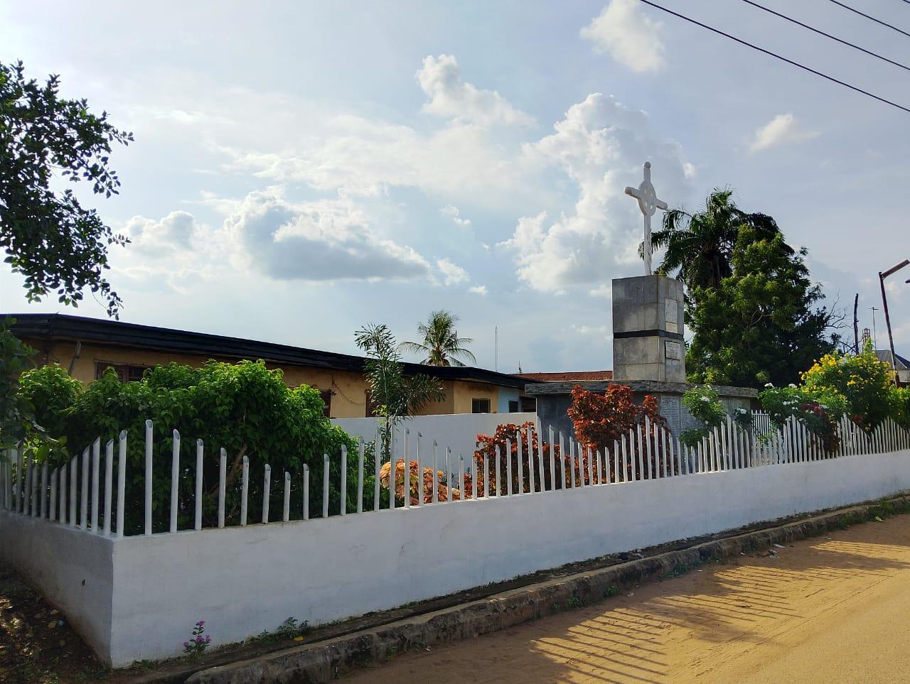Old Memorial Monument 2